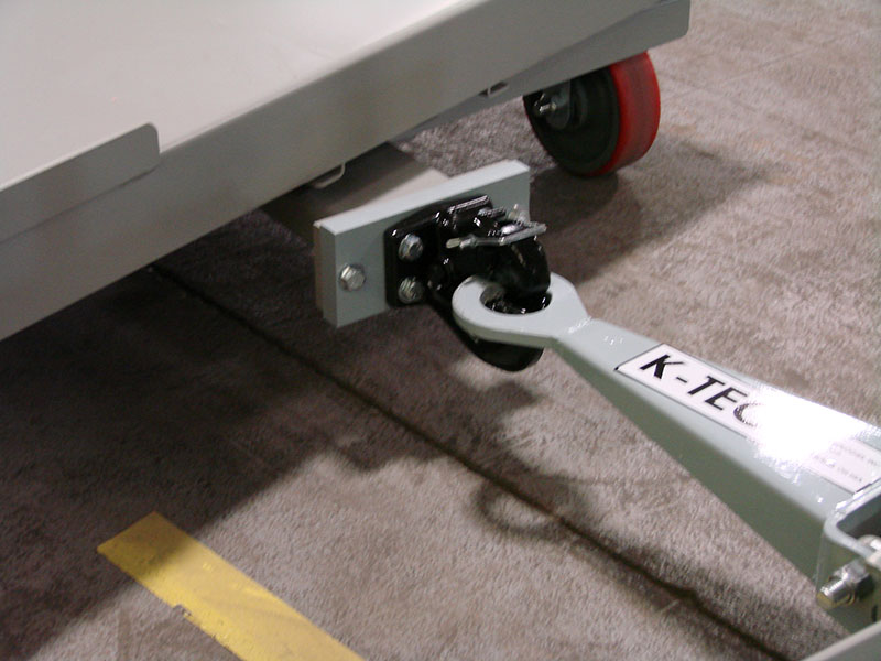 A Pintle Hitch on a Car Attached Image in Grey Color